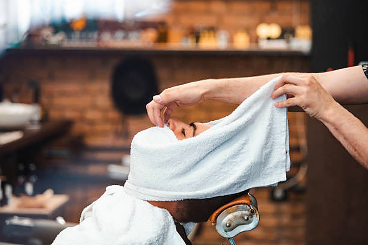 Hot-towel straight razor shave